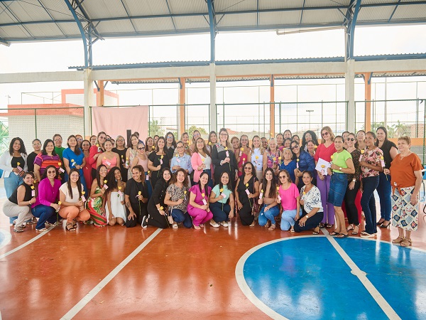 Homenagem as aracatienses no Dia Internacional da Mulher