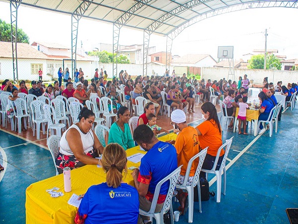 O programa Vale-gás social beneficiará mais 772 famílias aracatienses neste mês de abril